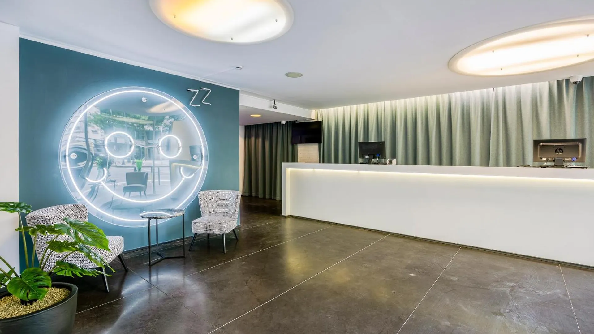 Hotel Louise Brussels 3*,